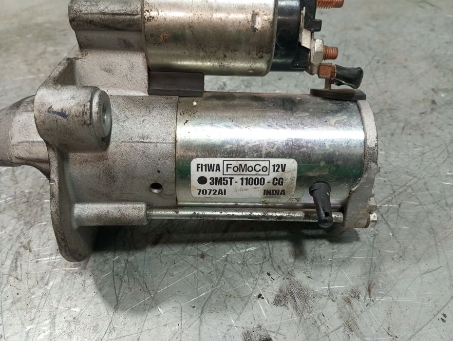 Motor de arranque FORD Focus III