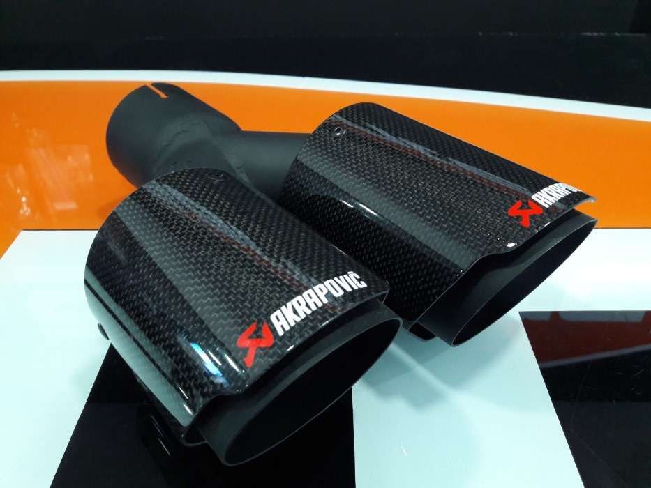 Ponteiras escape Akrapovic