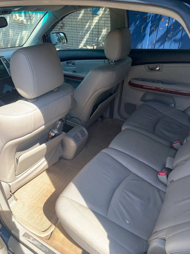 Lexus rx 300  2005 год