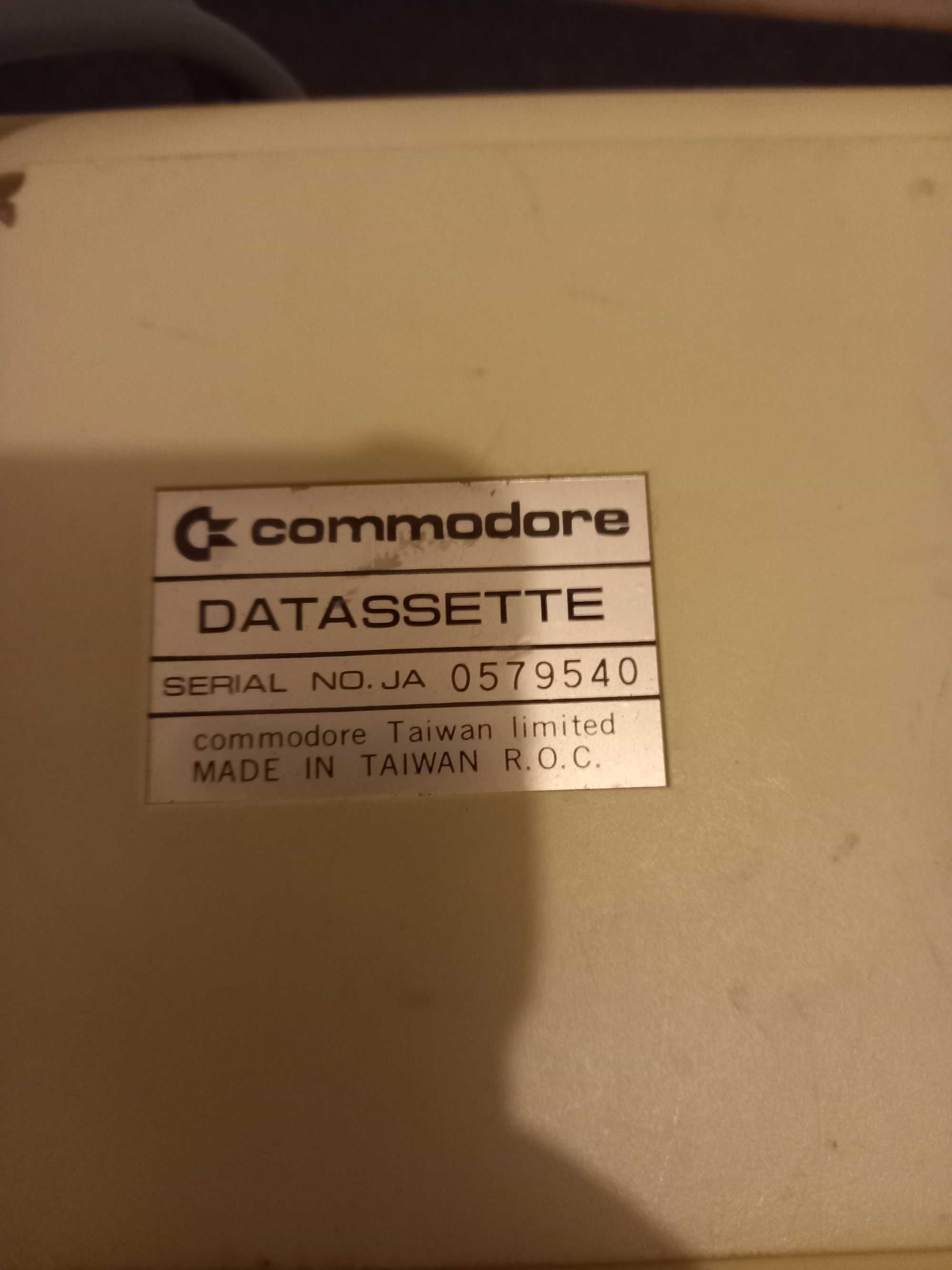 Zestaw Commodore Datassette 2 Joysticki SUNCOM Tac 2 Sprawne