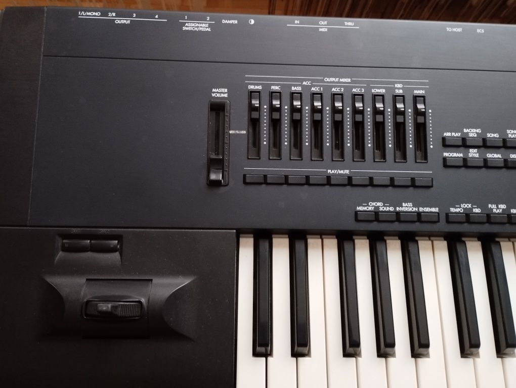 Korg i30 HD z USB + keys  korg