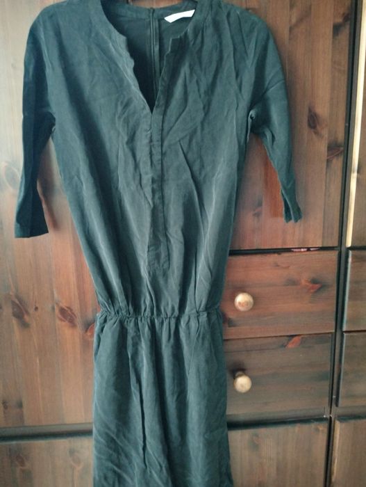 Granatowy kombinezon r.36