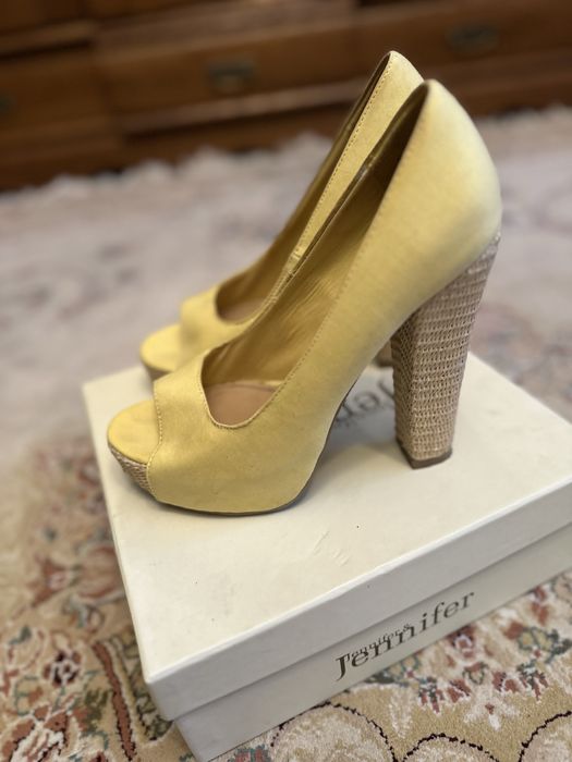 Туфлі жовті