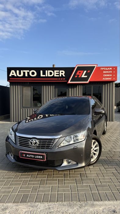 Офіційна Toyota Camry 50 кінець 2011 р 2,5 бенз 6АКПП ОДИН ВЛАСНИК