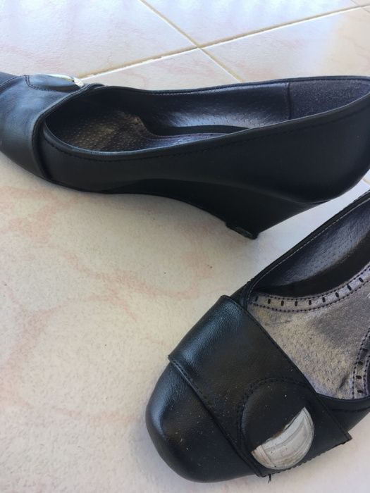 Sapatos de Cunha pretos 37