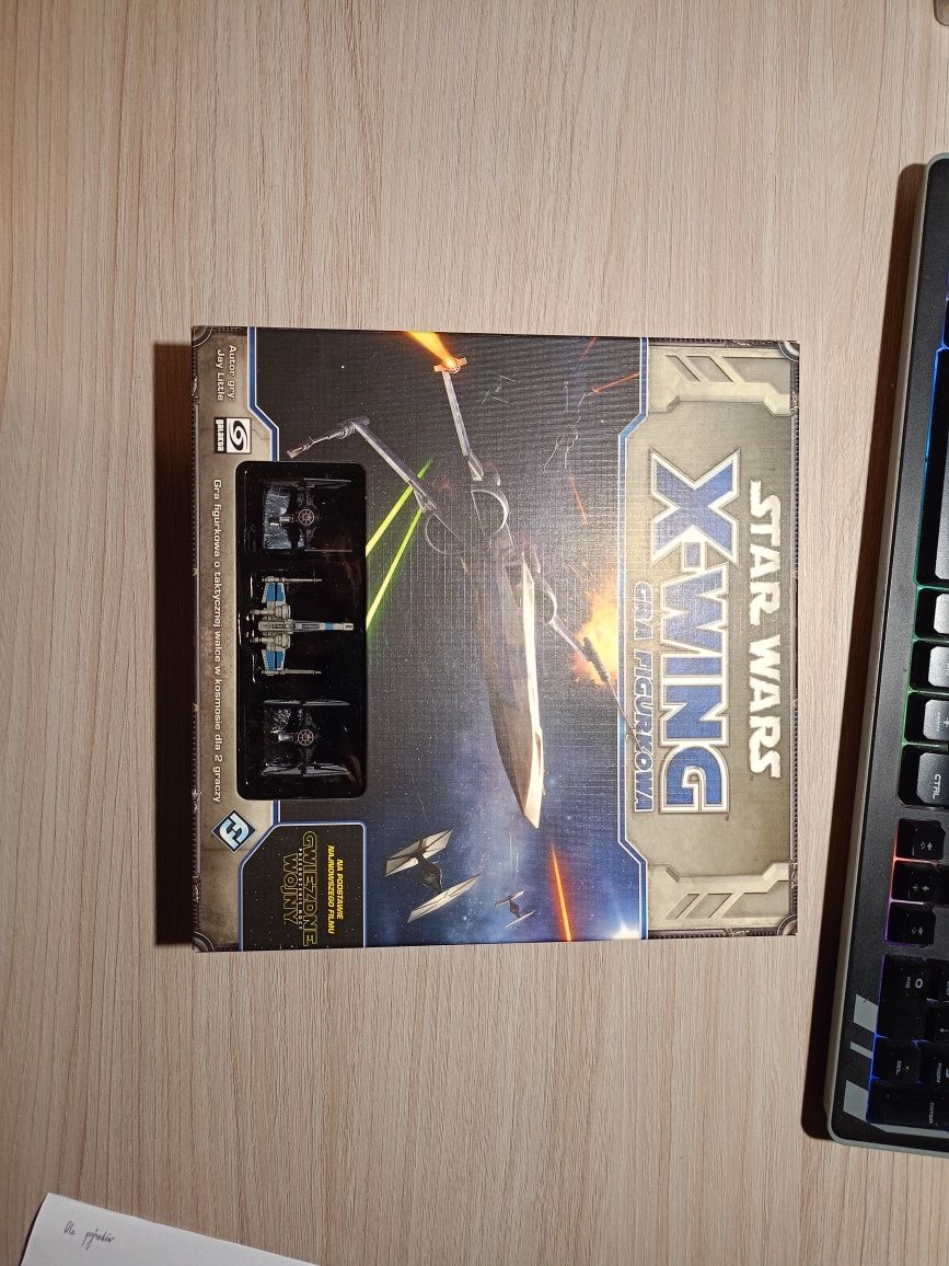 Star Wars x wing zestaw podstawowy  pierwsza edycja