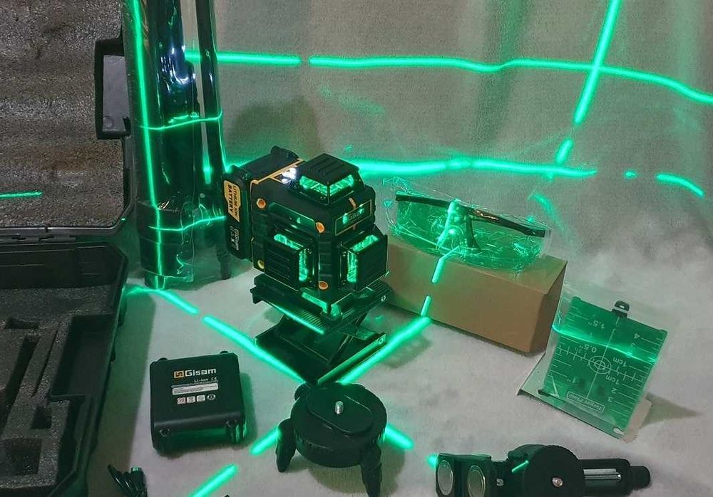 Poziomica laserowa płaszczyznowa 4D 360 stopni z 16 liniami