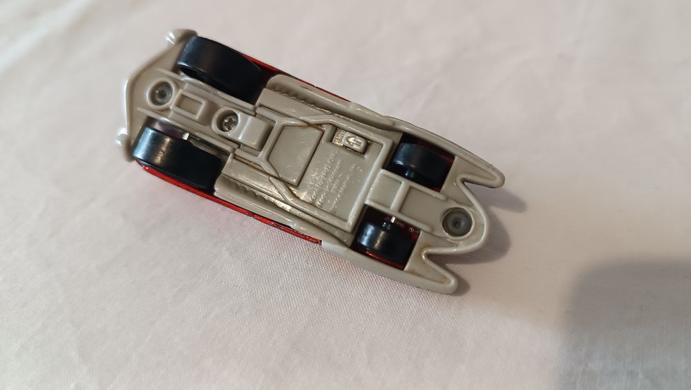 Carro de brincar. Mattel . Ano 2004