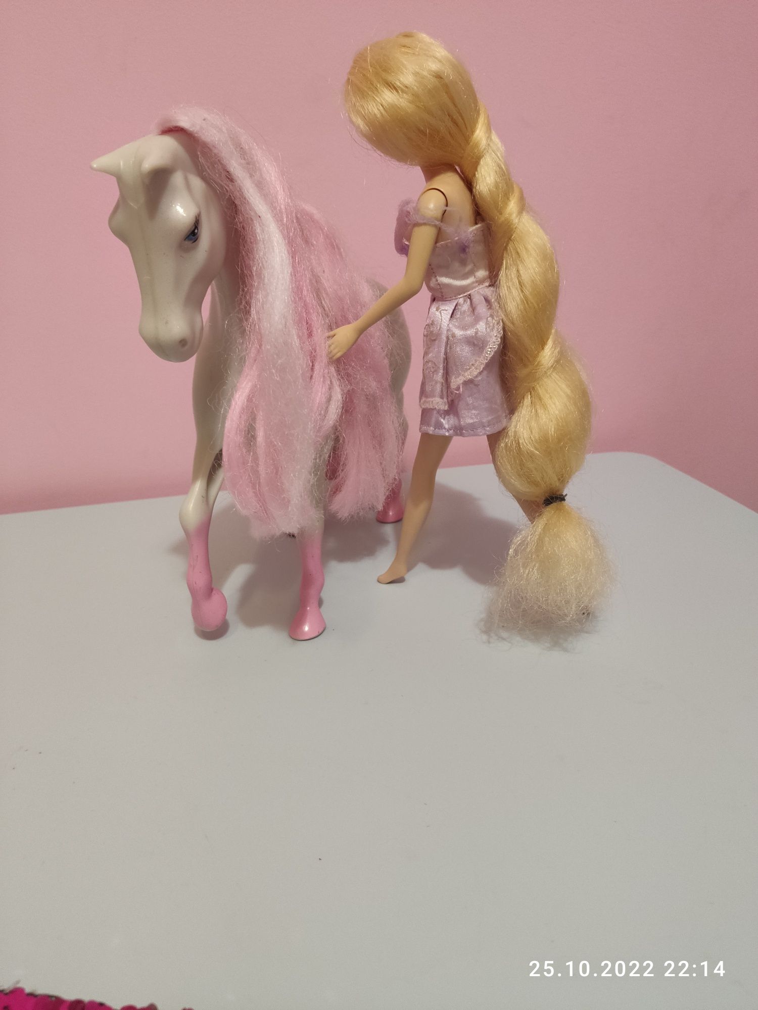 Lalka Barbie Roszpunka Disney, koń. Zestaw
