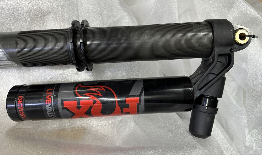 FOX 2.5 Podium Internal Bypass Polaris RZR Pro Xp Ultimate TYŁ
