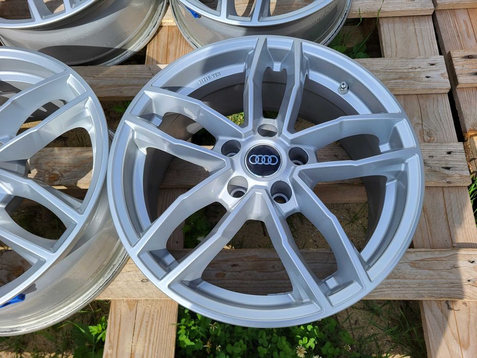 [1134] Felgi aluminiowe 17 Cali 5x112 ET27 7,5Jx17H2 Audi A3 A4 A5 A6