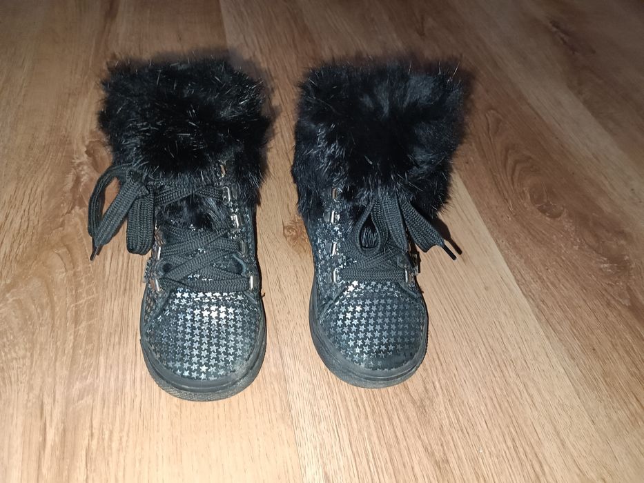 Черевики для дівчинки