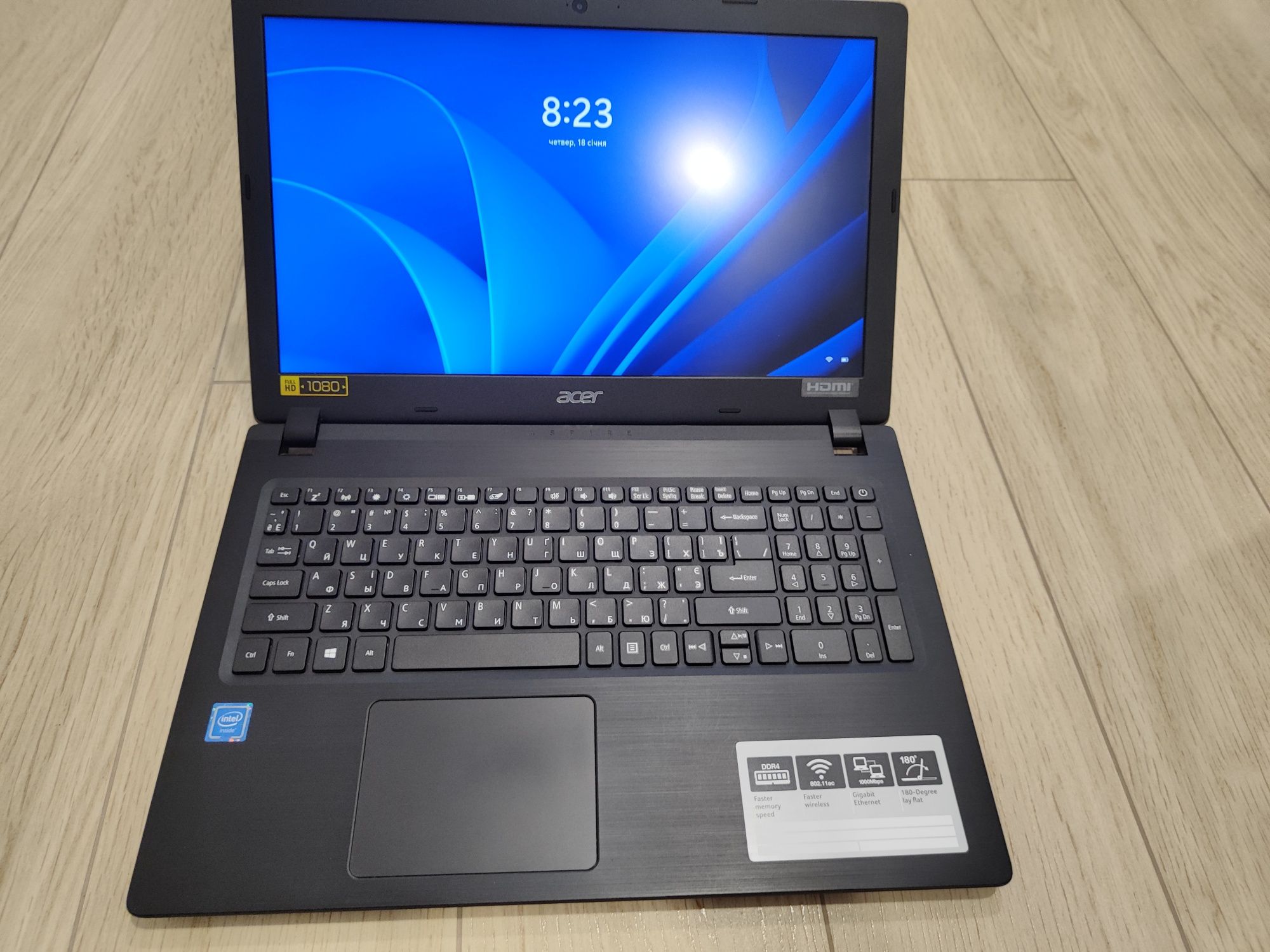 Ноутбук Acer Aspire 3 + портфель