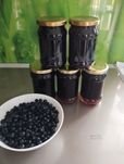 3 słoiczki dżemu z jagody leśnej i 3 słoiczki pesto