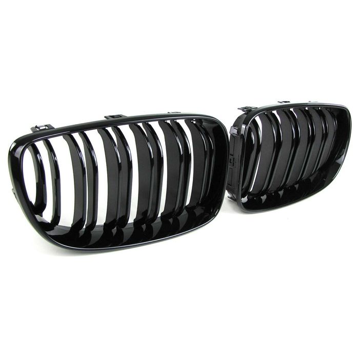 Grelas para BMW Série 1 E81 E82 E87 E88 Grade Dupla Preta Brilhante