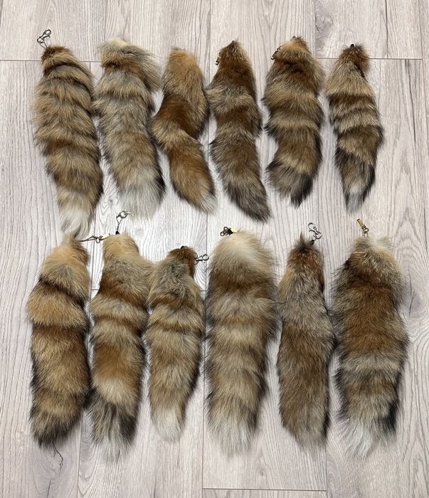 Хвосты  чернобурки, песца  и лисы на карабіні ,теріани для квадробіки