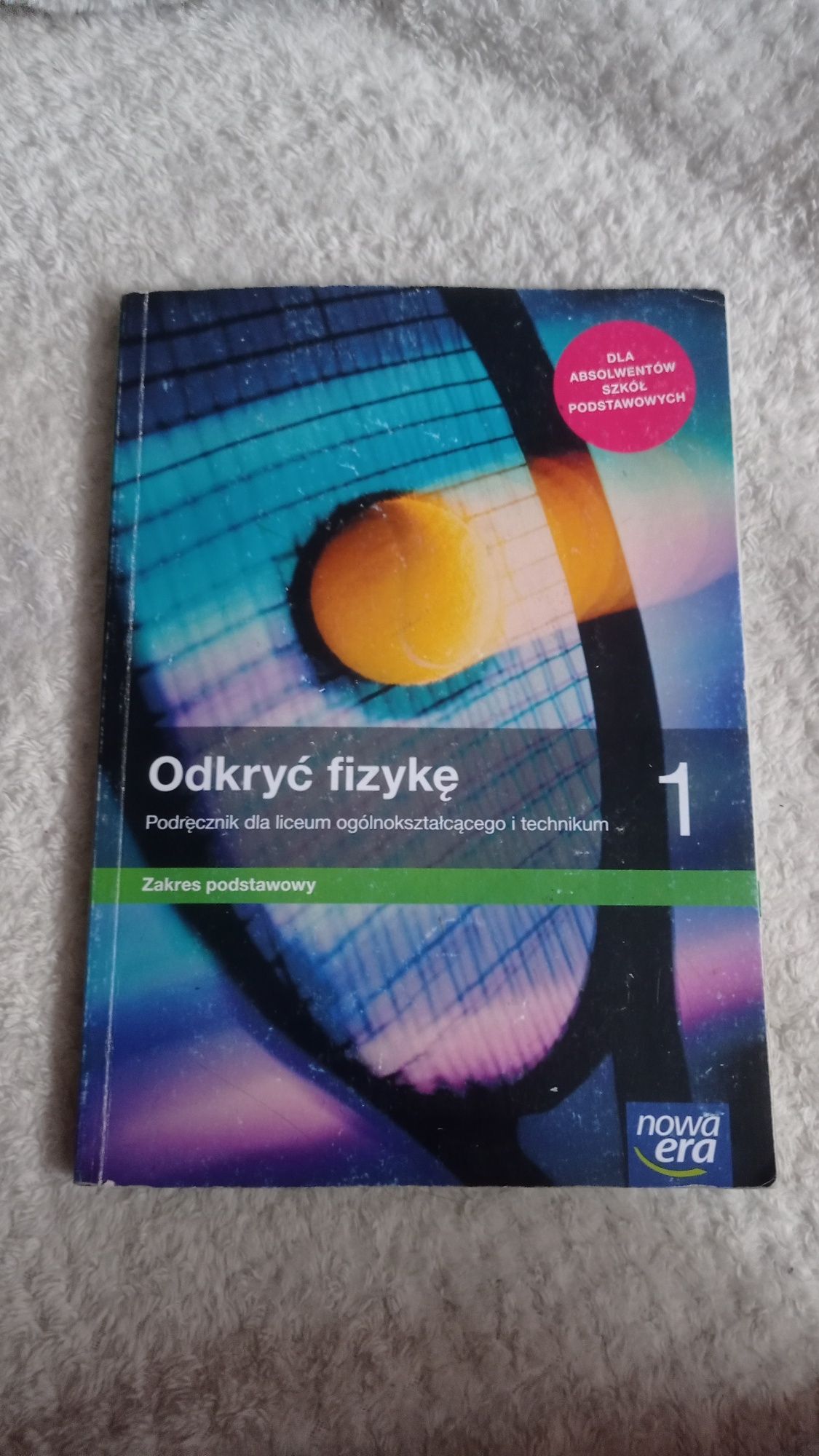 2 ksiązki fizyka 1 w super stanie 2 słabiej się czuje ale dycha