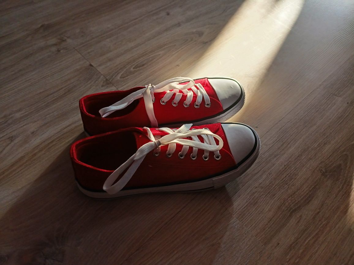 Sneakersy trampki sinsay czerwone nowe