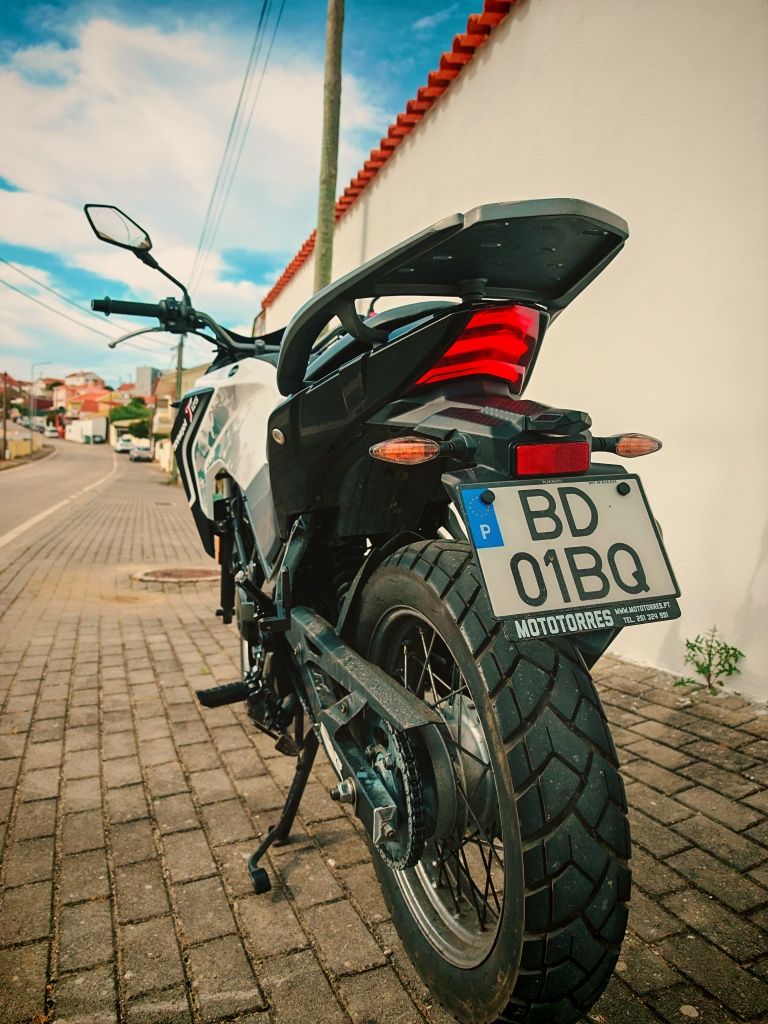 Moto Sym NHT 125