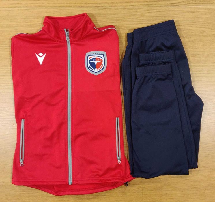 Equipamento futebol FCMaia Lidador