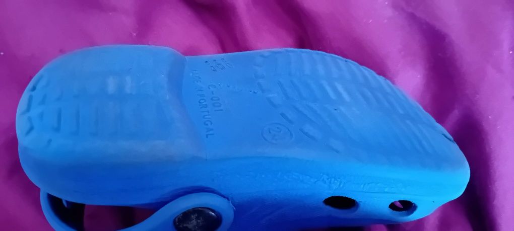 Crocs bebé/criança tamanho 24 menino ou menina
