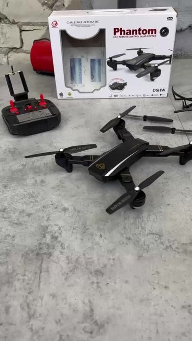 Квадрокоптер с камерой дрон складной Радиоуправляемый мини с пультом P