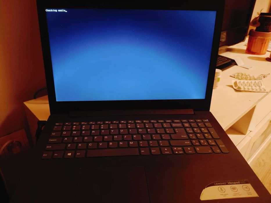 Laptop Lenovo IdeaPad 320-15IKB
Intel Core i5-7200U