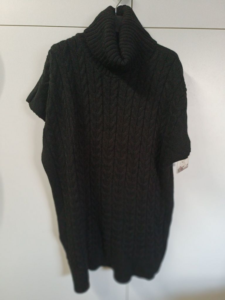 Lote de roupa - NOVA - Aproximadamente 2750 peças