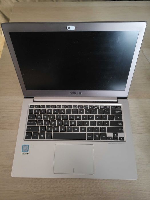 Laptop Asus zenbook UX303U Notebook USZKODZONY