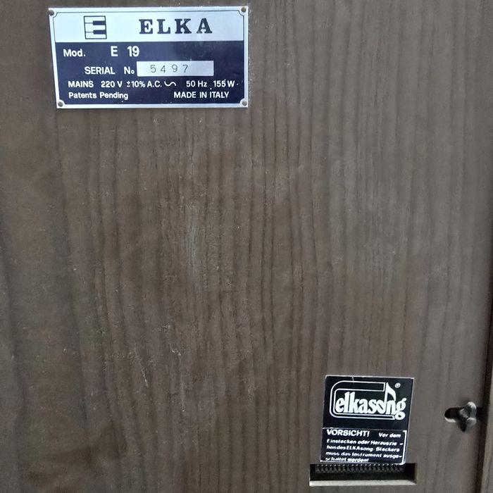 Orgão Elka E19 antigo