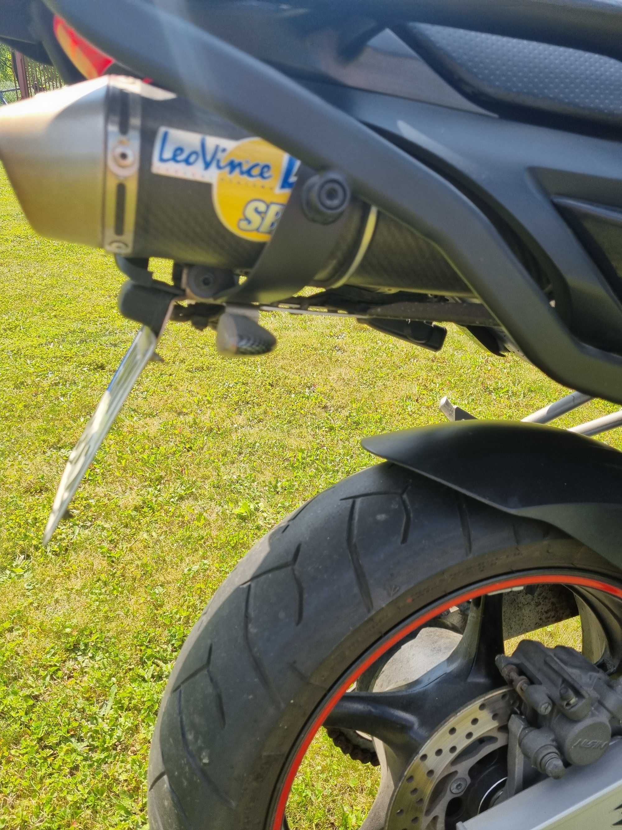 Yamaha FZ6N 2004