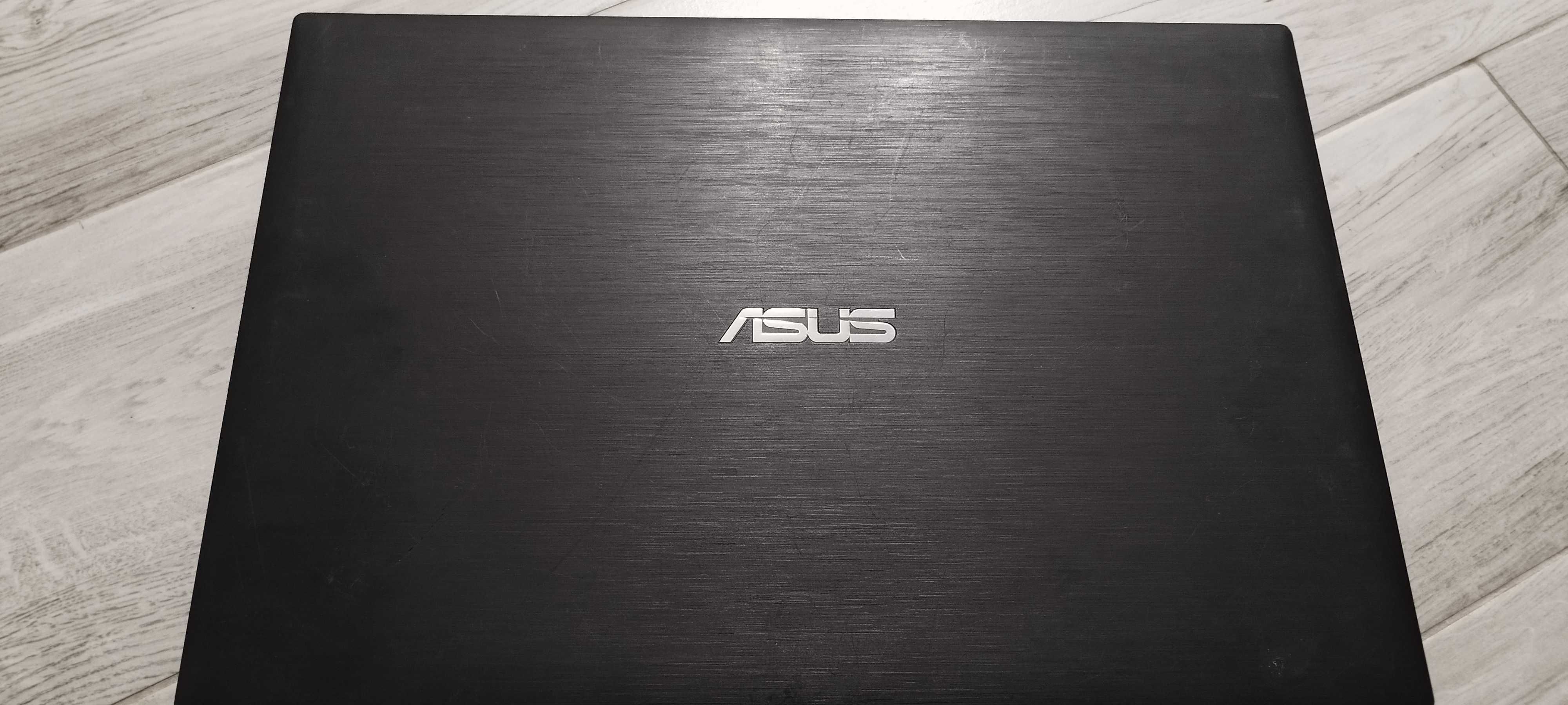 Laptop Asus PU551L