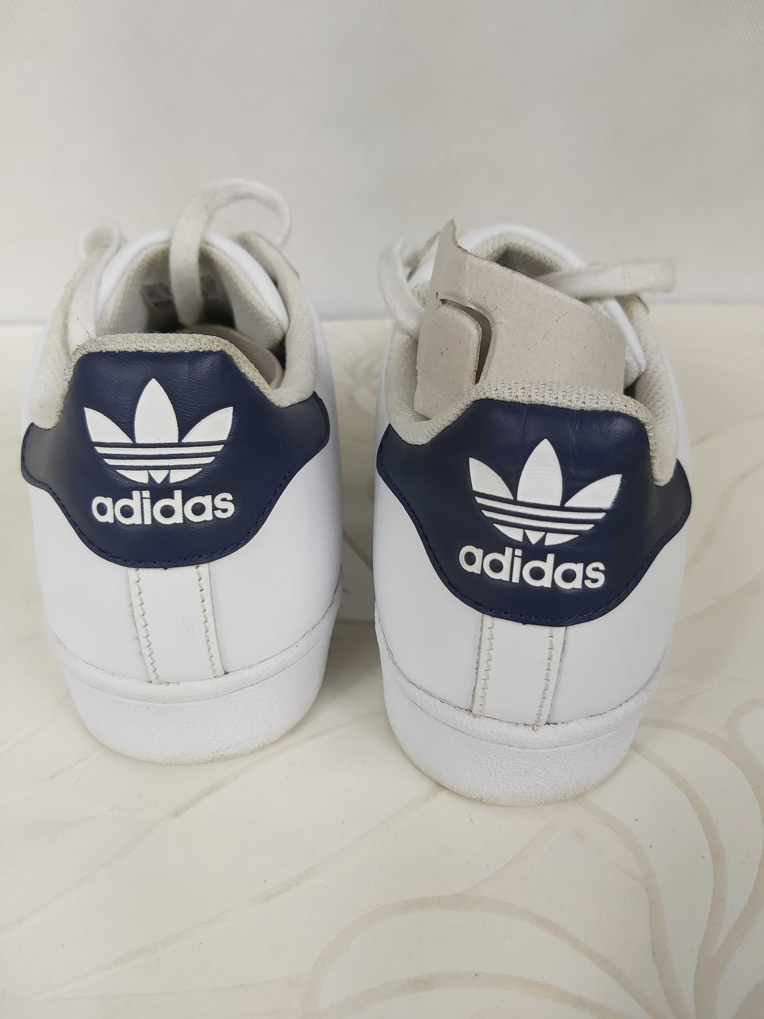 SP Używane sneakersy ADIDAS SUPERSTAR  43 1/3 trampki skórzane