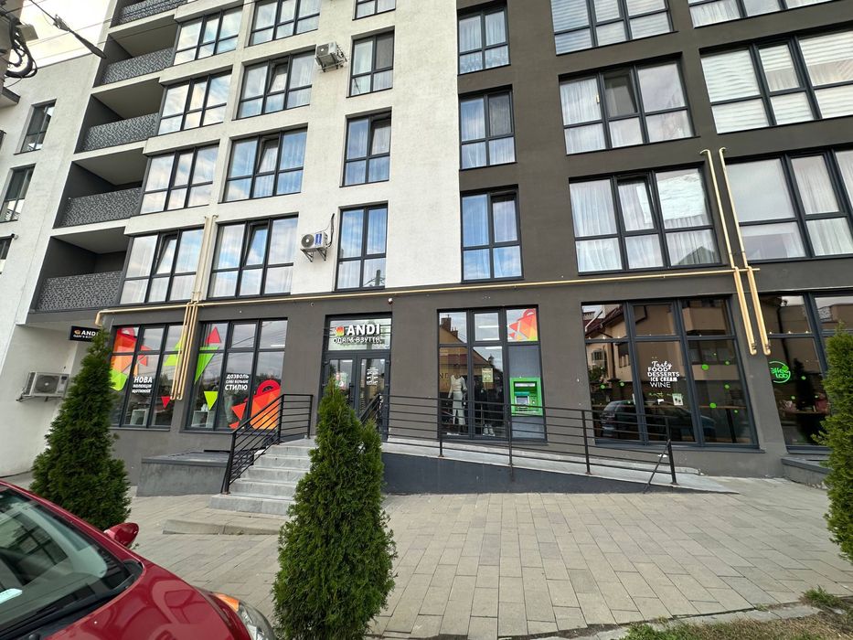 Оренда фасадного приміщення, вул. Малоголосківська у Шевченківському р