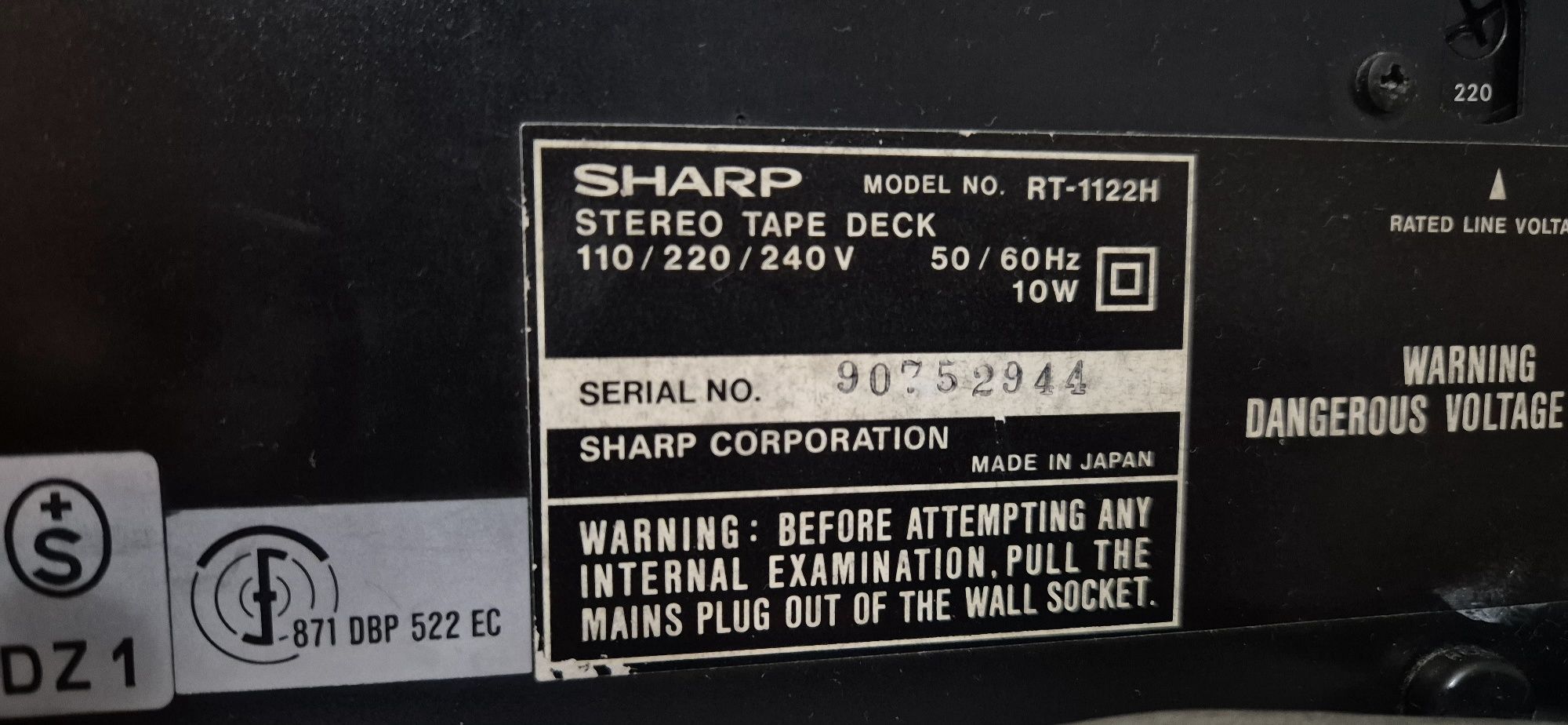 Tuner Sharp i magnetofon