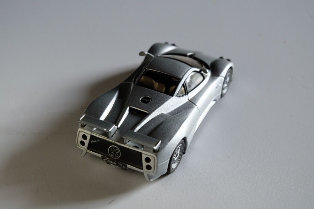 Miniatura Pagani Zonda C12 S