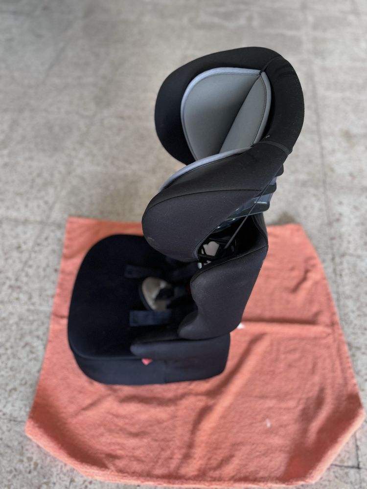 Cadeira bebe, auto sem isofix