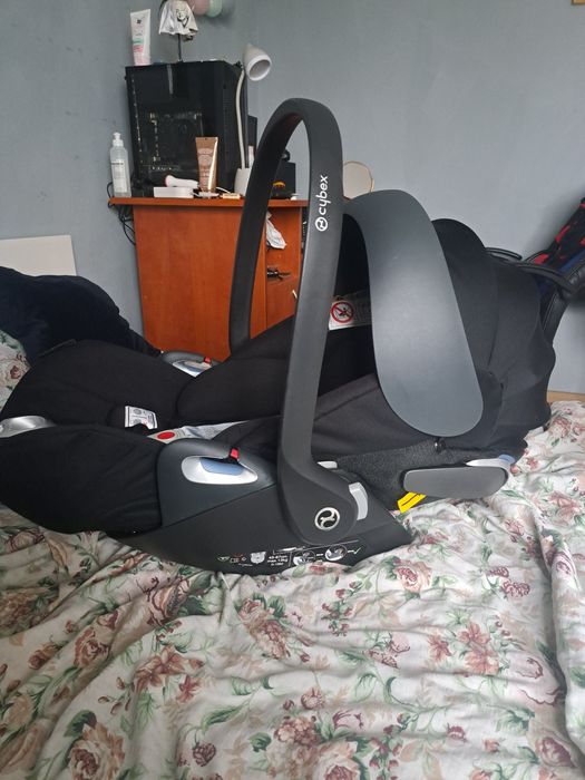 cybex cloud Z i-size  czarne