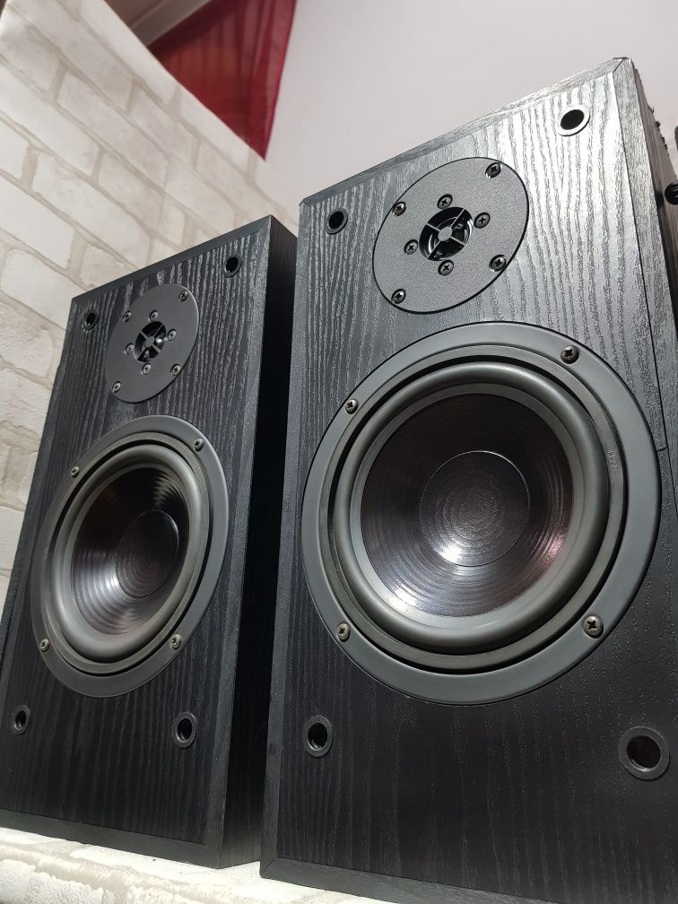 Акустика полична I.Q Mini Lady S110, потужність 70 Вт,(2 смуги), б/у