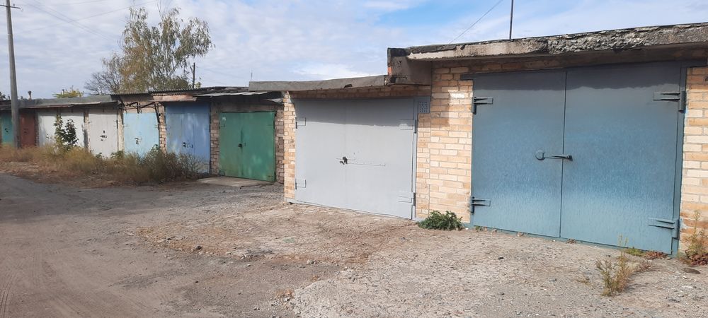 Продам    гараж.