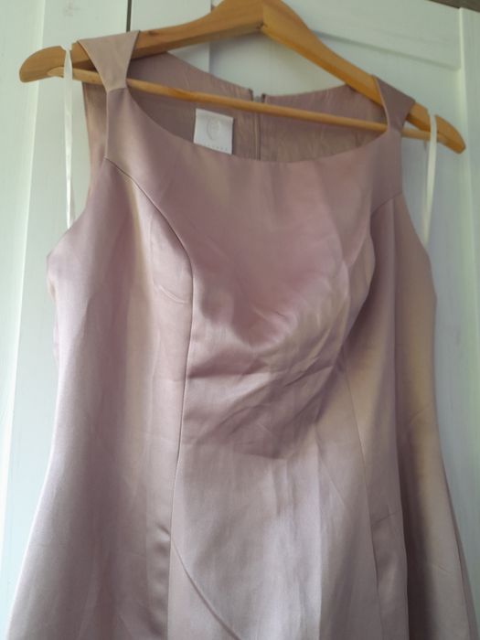 Długa sukienka wieczorowa