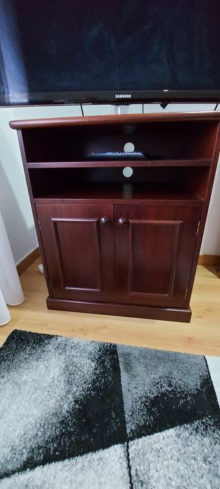Móvel para tv quarto em madeira