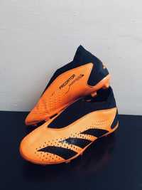 Buty piłkarskie korki Adidas Predator r.30,5