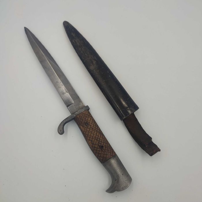 Nóż okopowy z okresu I W.Ś. sygnowany C.E. (Carl Eickhorn, Solingen)