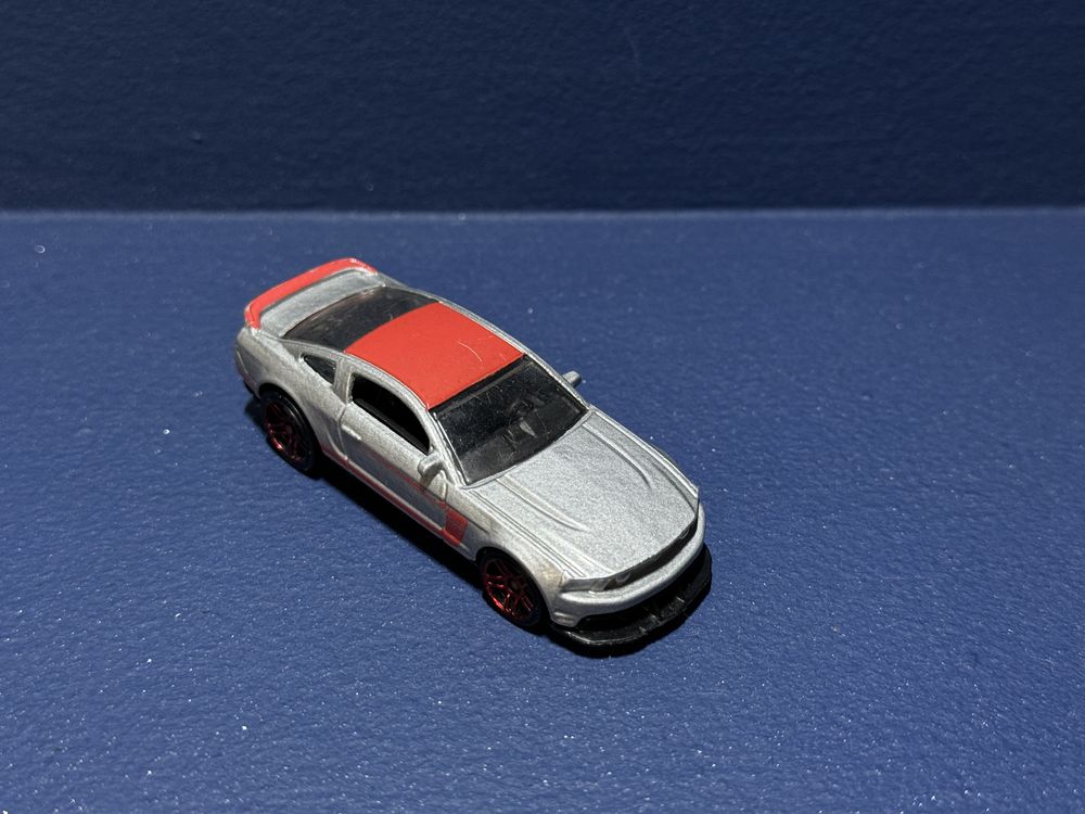 Hot Wheels Ford Mustang Boss 302 Laguna Seca