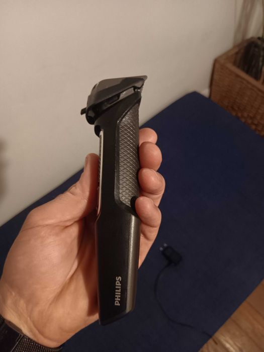 Barbeador de  pelos Philips - One Tool easy styling