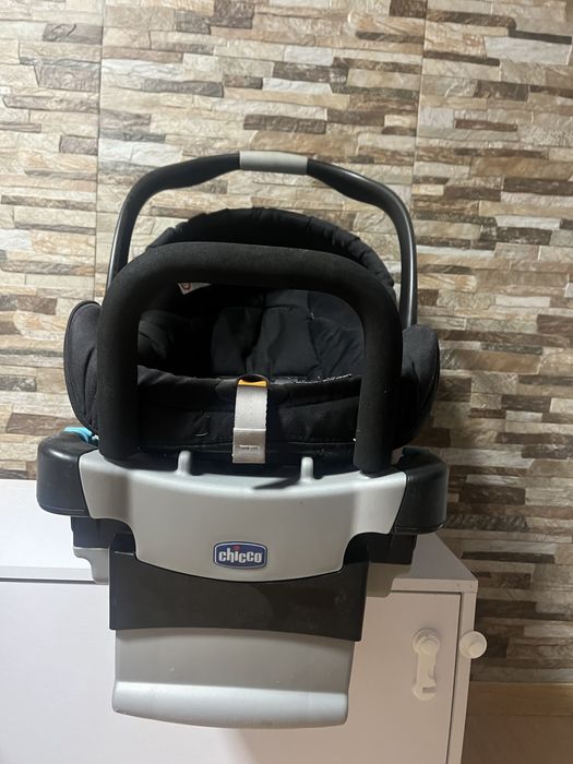 Ovo/Babycock Chicco com suporte carro