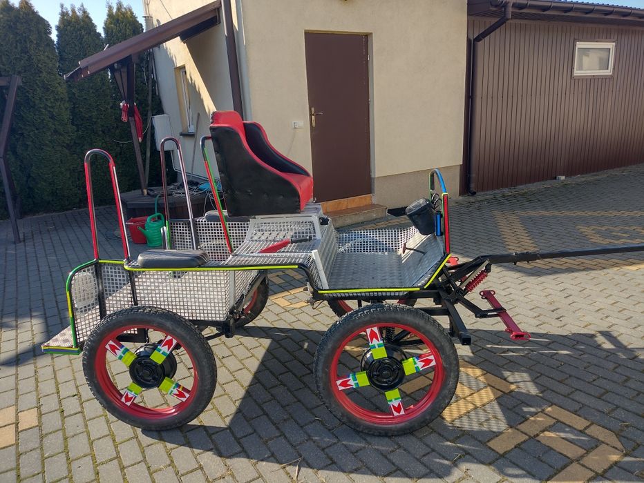 Bryczka maratonka  dla kucyków i nie tylko