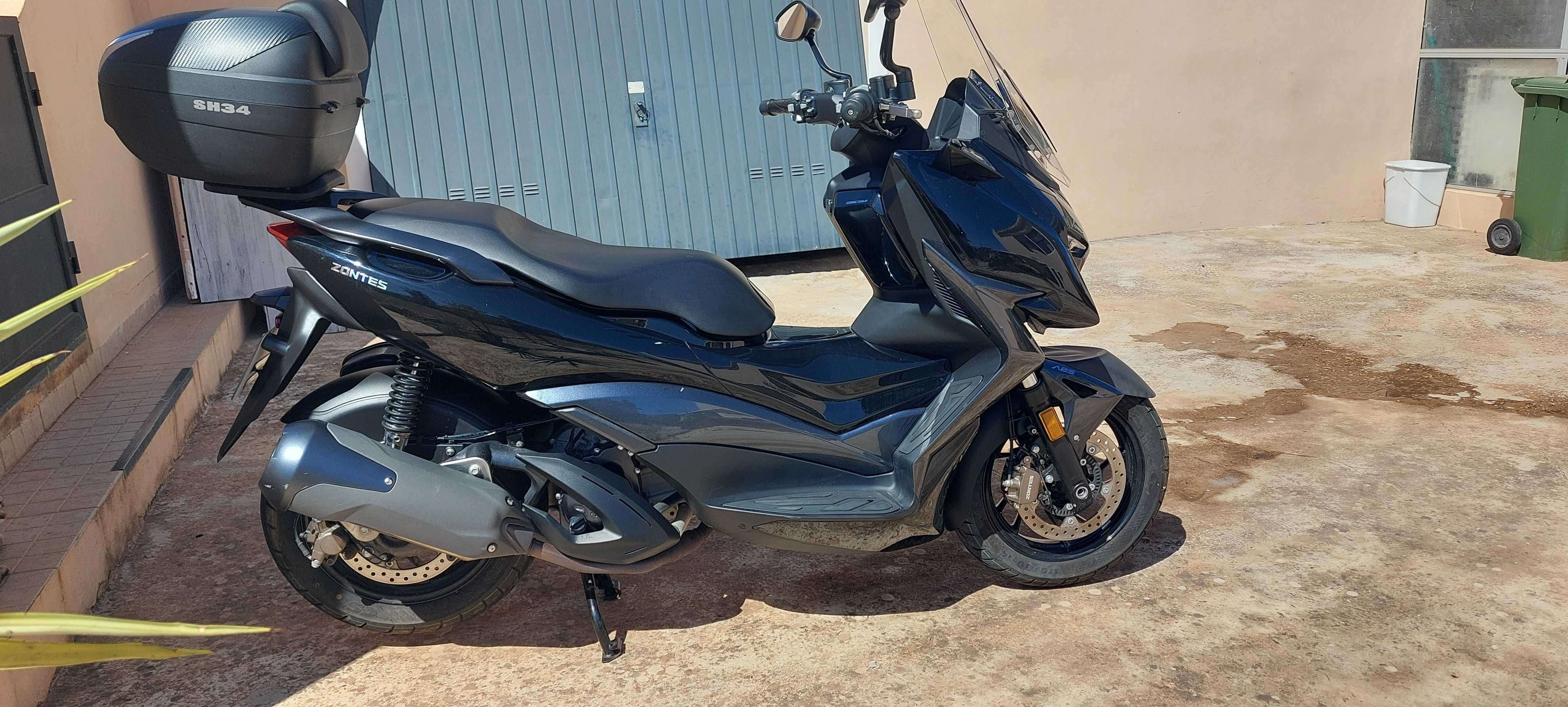 Esta como nova so com 2400km