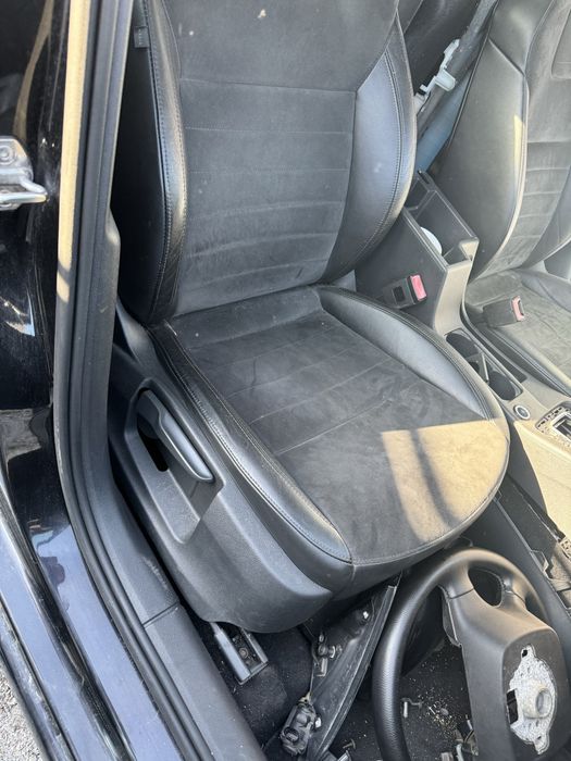 Дешево Сидіння  Салон Skoda a7 сідушки Розборка Шкода а7